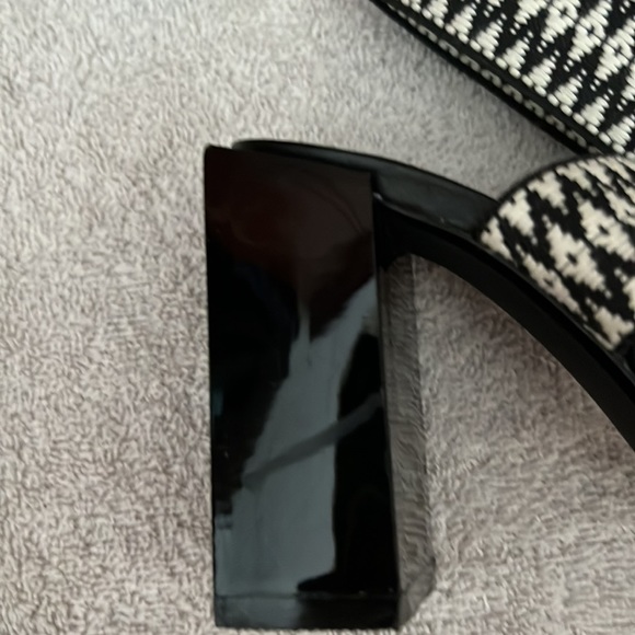 Zara Block Heel Sandals Black & White Lace Up Size Size 6.5 - Picture 8 of 16
